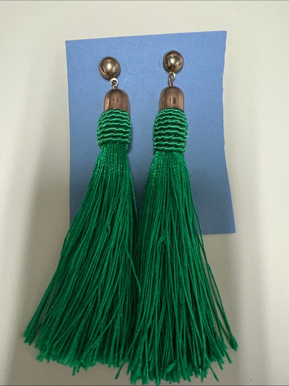 Source Unknown Emerald Green Tassel Drop Earrings with Gold-Tone Studs